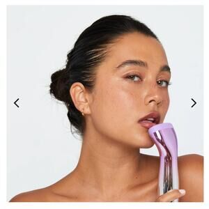 Lip Gizmo Plumping Lips Suction Beauty Tool/Great Gift/New In Box